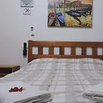 Hostel Monreal *