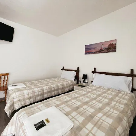 Hostal Monreal San Juan (Alicante)