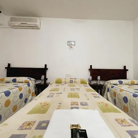 אכסניה Monreal San Juan (Alicante)