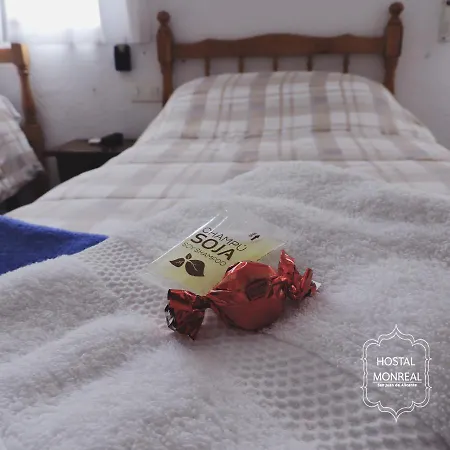 Monreal Хостел
