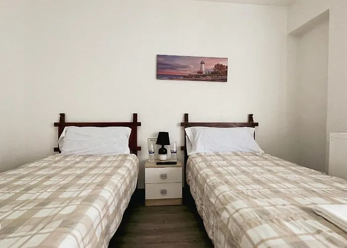 Hostel Monreal