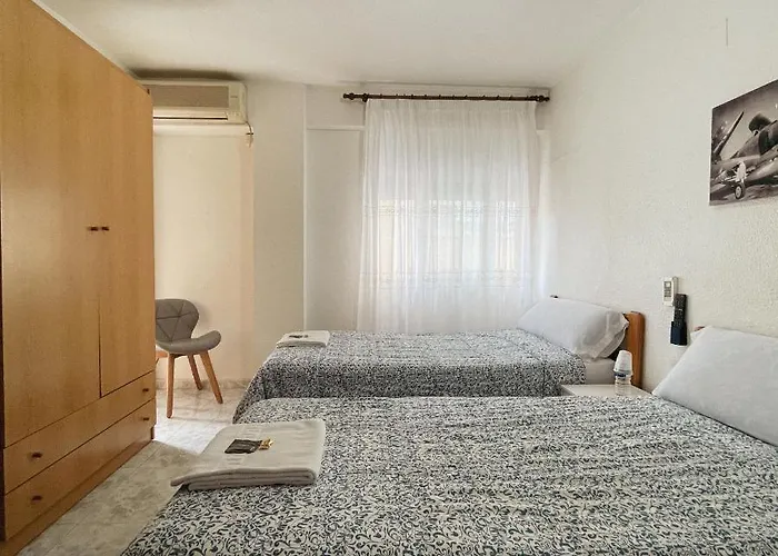 Monreal Hostel *